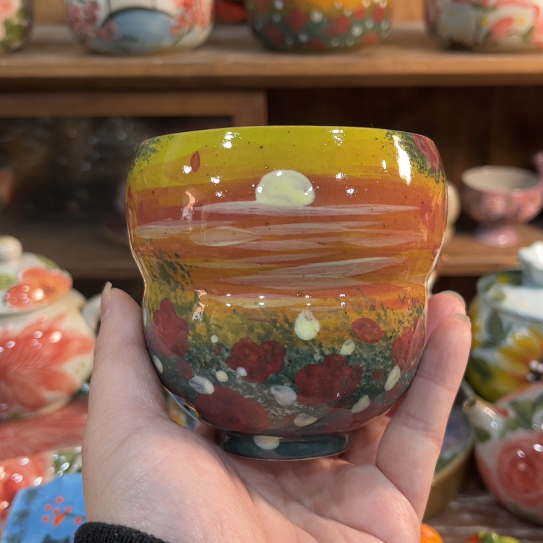 壶红红火火的时候在我旁边的时候