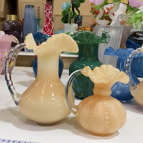 花瓶高19厘米口径3厘米