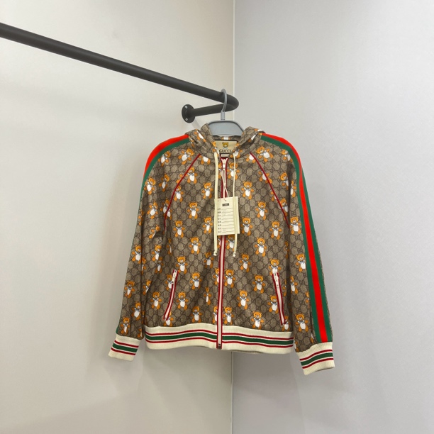 99新 GUCCI/古驰 Gucci/古驰 bk137 满印双G泰迪熊夹克 m码