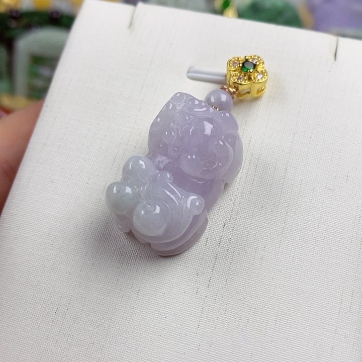 吊坠(赠链)未镶嵌翡翠