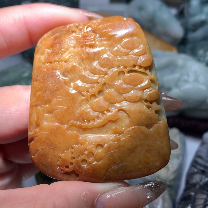 翡翠未镶嵌颈饰保真天然A货翡翠