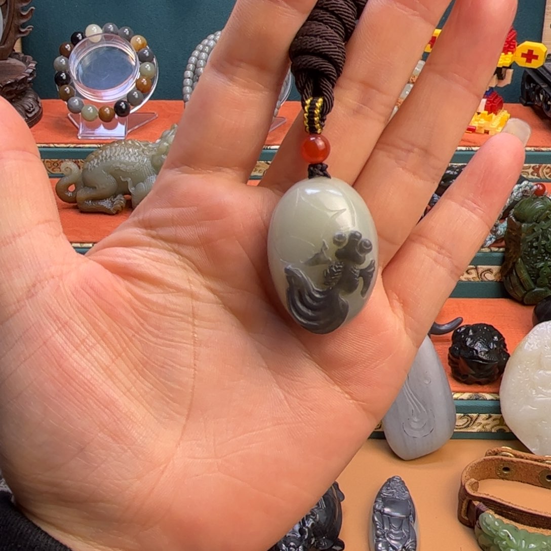 未镶嵌和田玉挂件可**凉