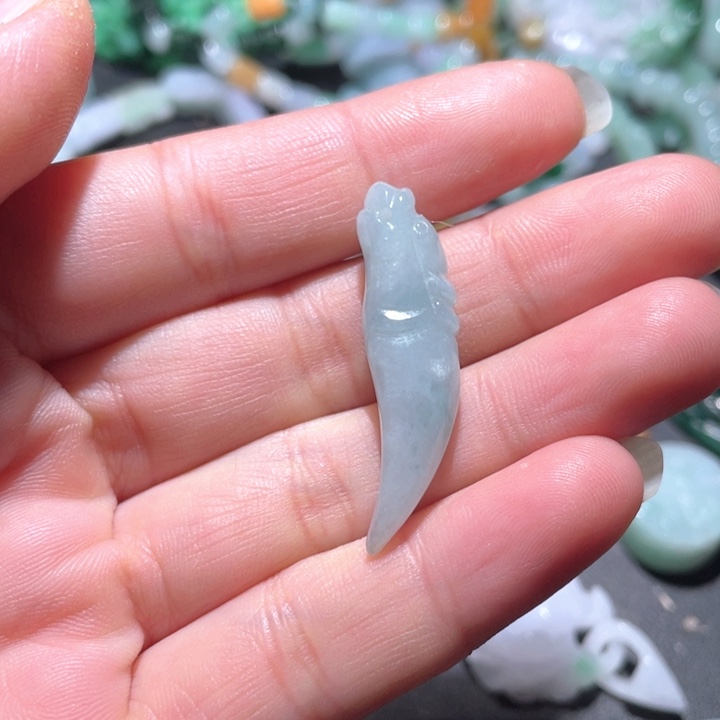 【闪购商品】翡翠颈饰未镶嵌天然翡翠