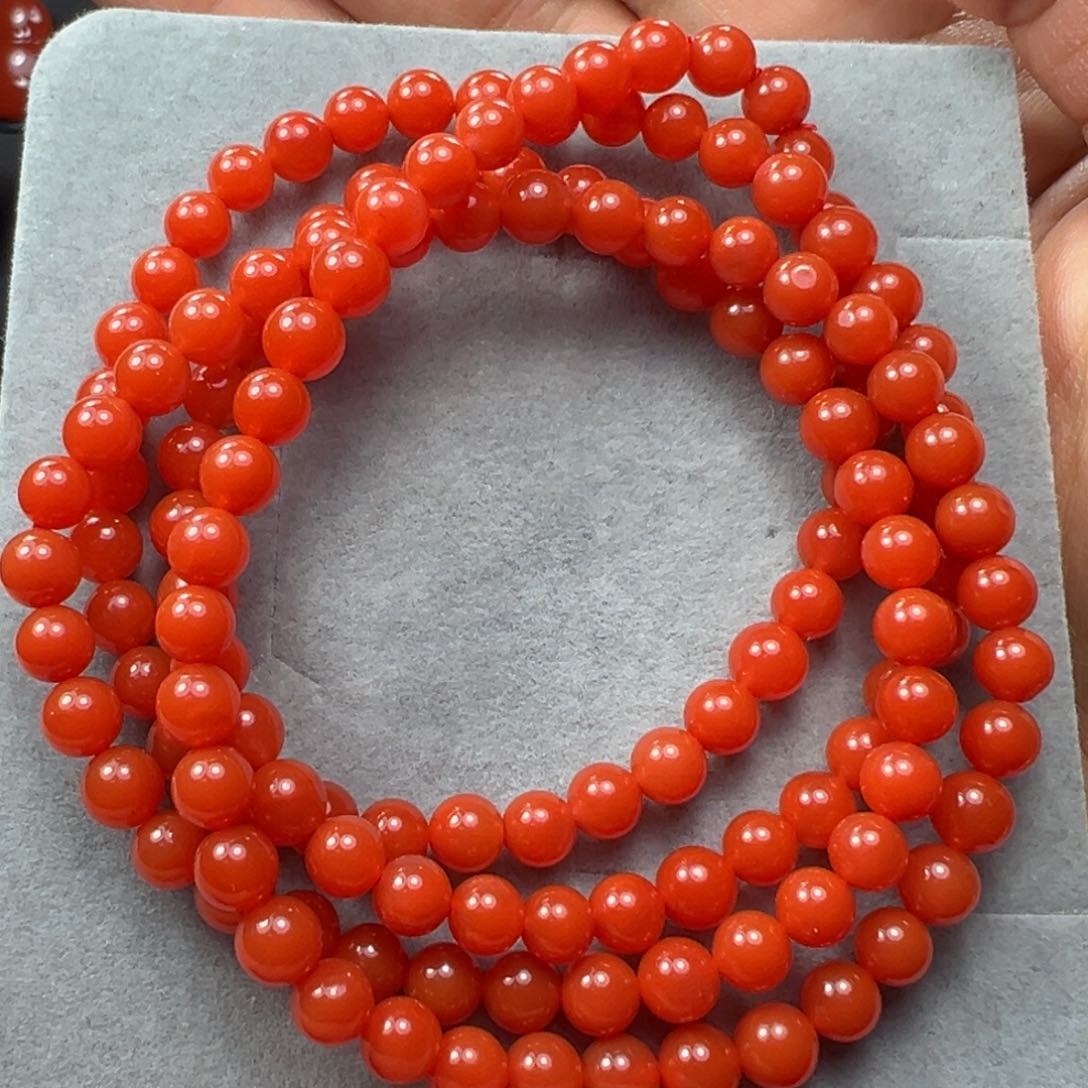 南红玛瑙手串未镶嵌