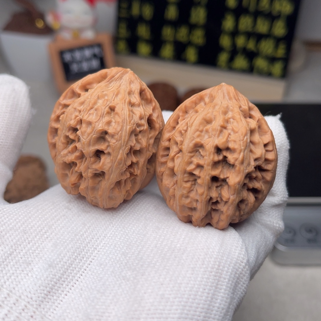 文玩核桃把件野马川