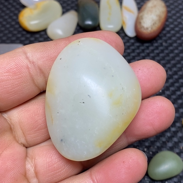 和田玉（白玉）珠宝奇石未镶嵌