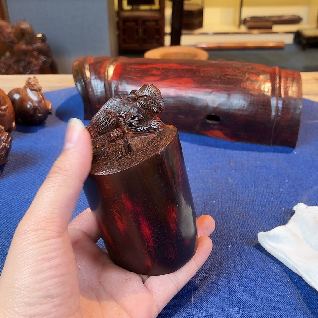 逍***游紫檀木类端景台收藏