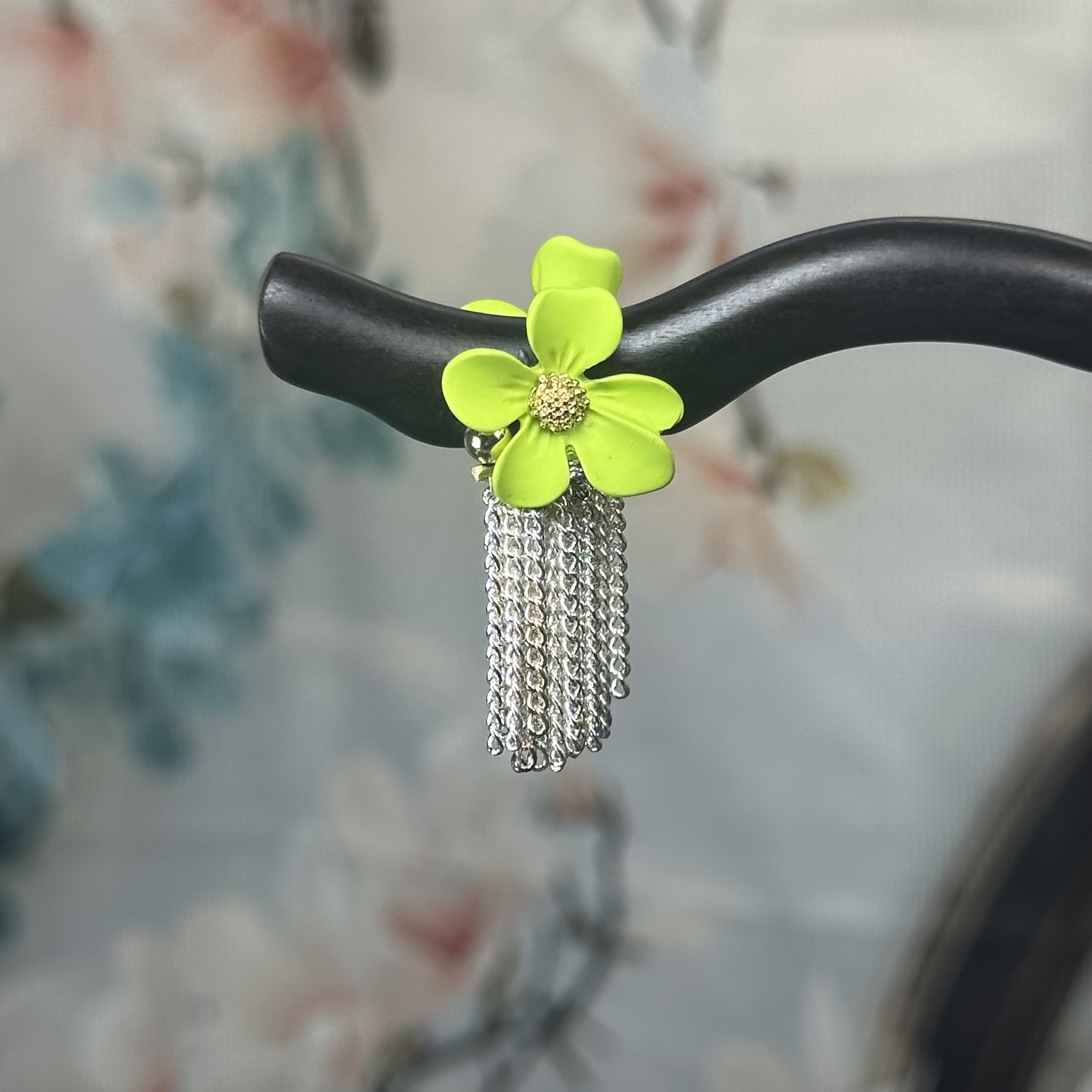 S004绿栀子花纯手工檀木发簪