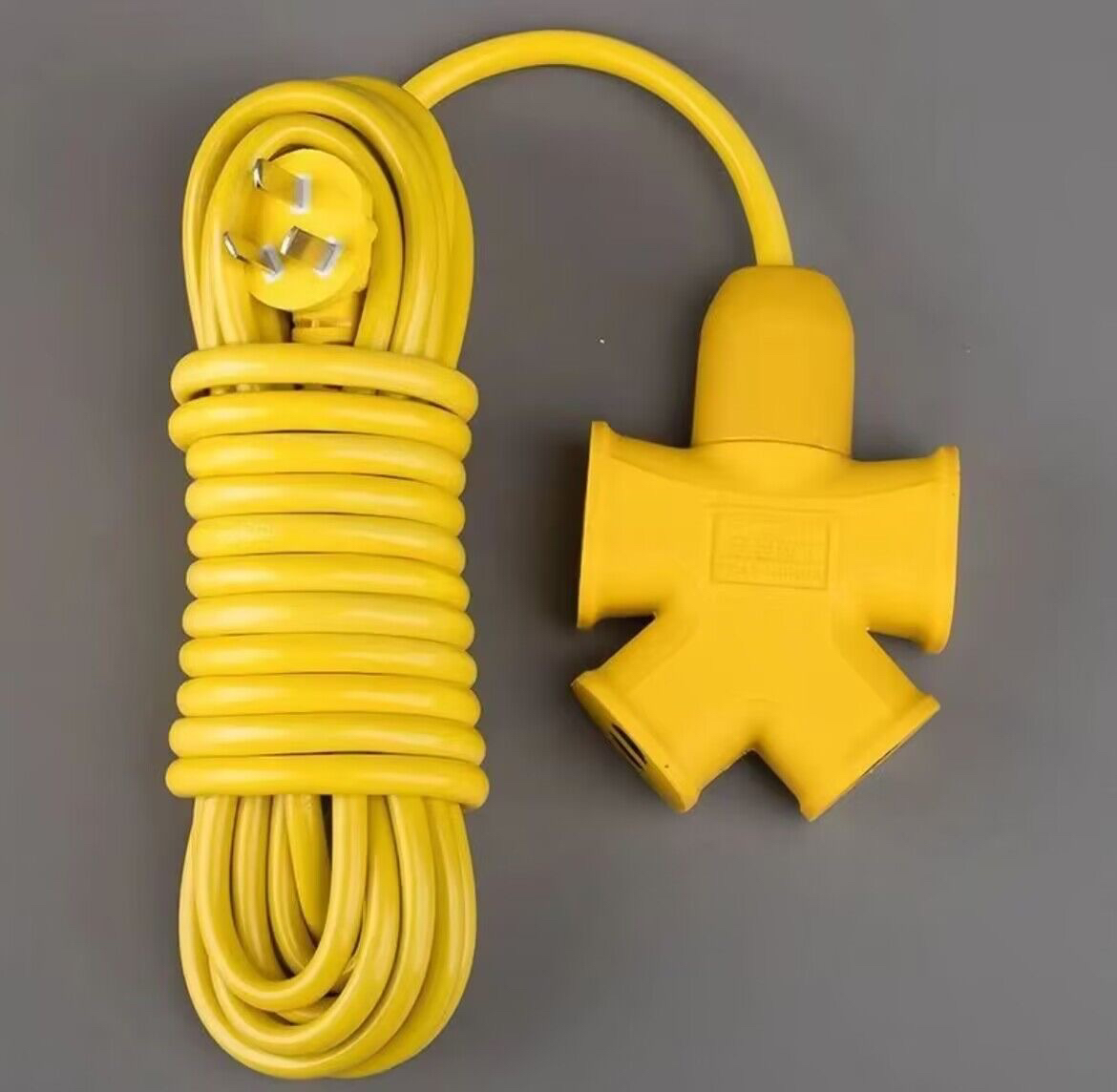 10米20米带线电动车充电插座多孔插座居家好物耐摔户外电源延长线