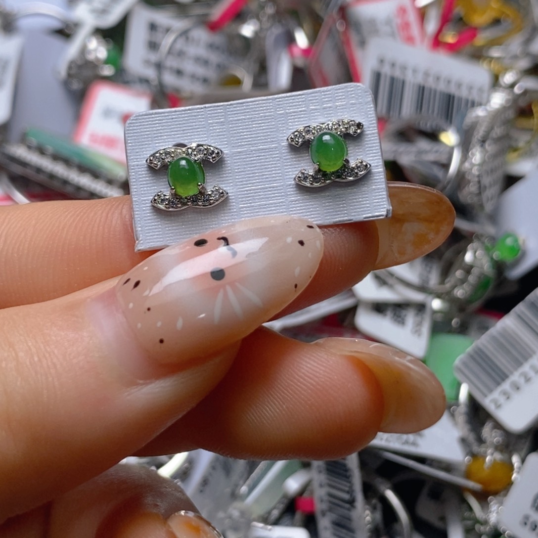 银S925镶嵌戒指翡翠百内无证书