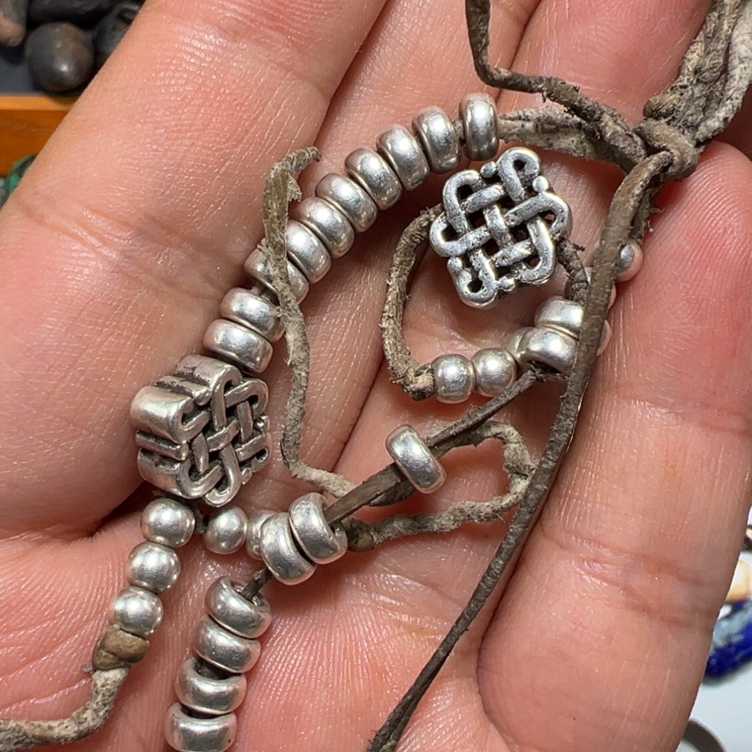 玻璃颈饰墨白藏传出品24