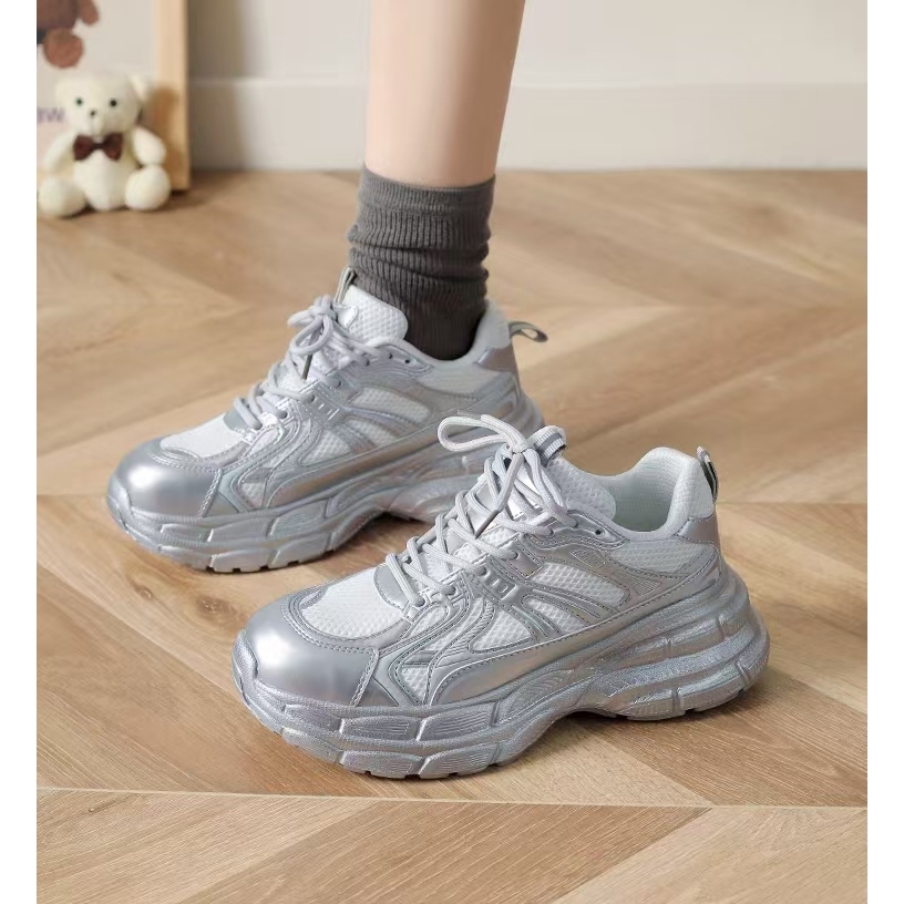 月落星河2025春季新款百搭潮流休闲厚底防滑鞋女5D10-1522