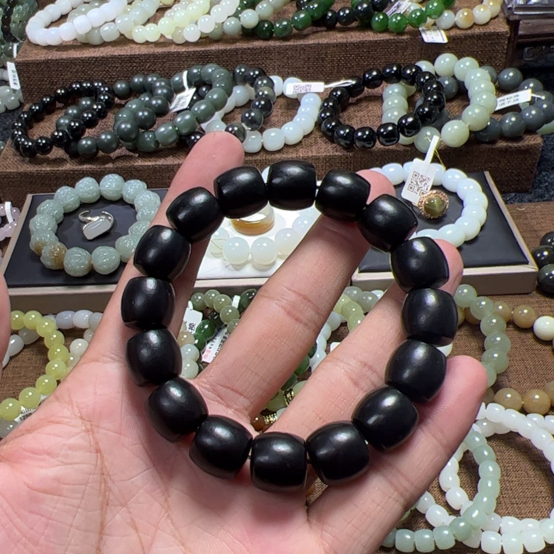 手链未镶嵌和田玉（糖玉）