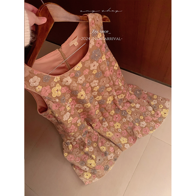 ZNG SHOP女装（清仓款 NO退NO换）重工背心娃娃裙_木耳边打底衫