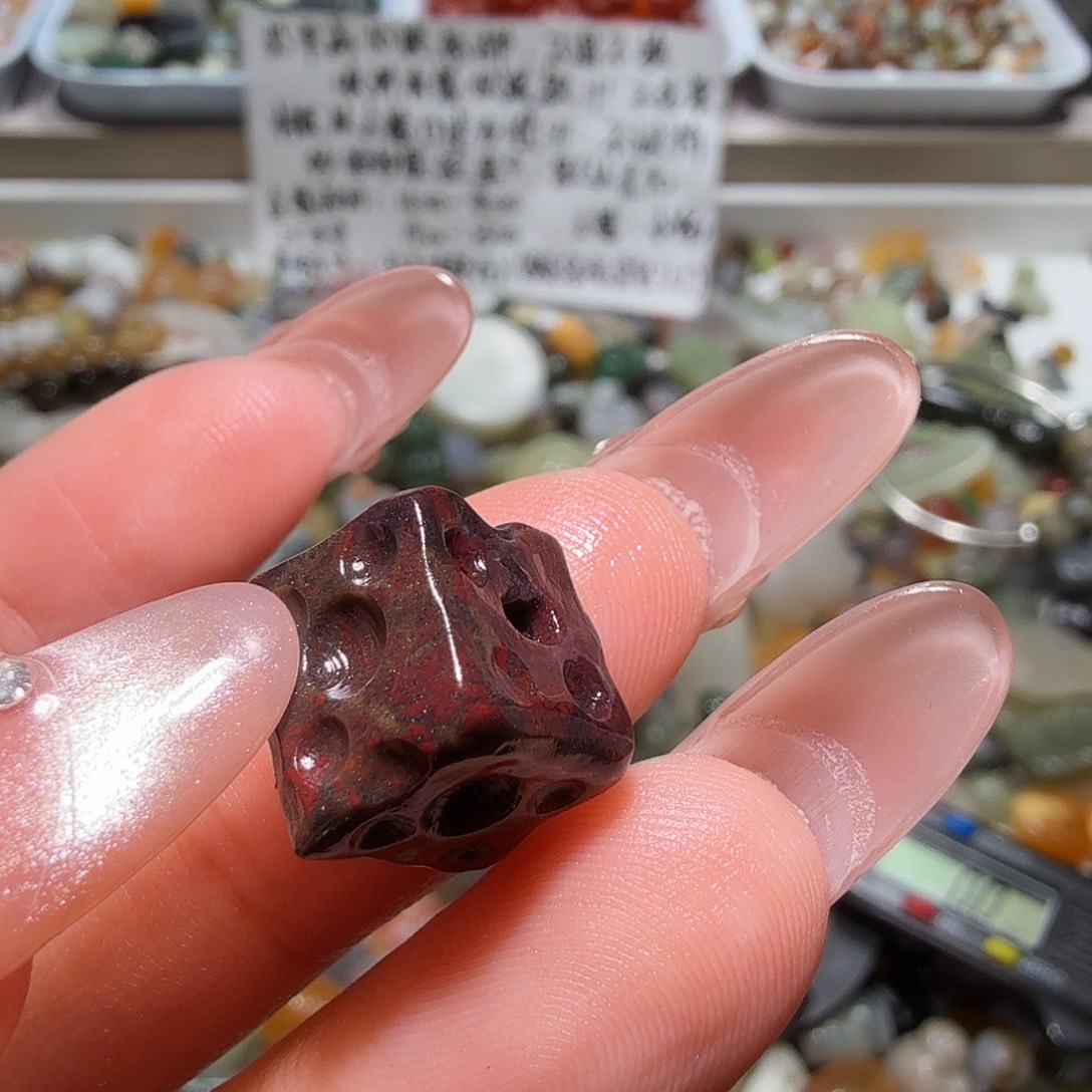 和田玉未镶嵌珠宝奇石