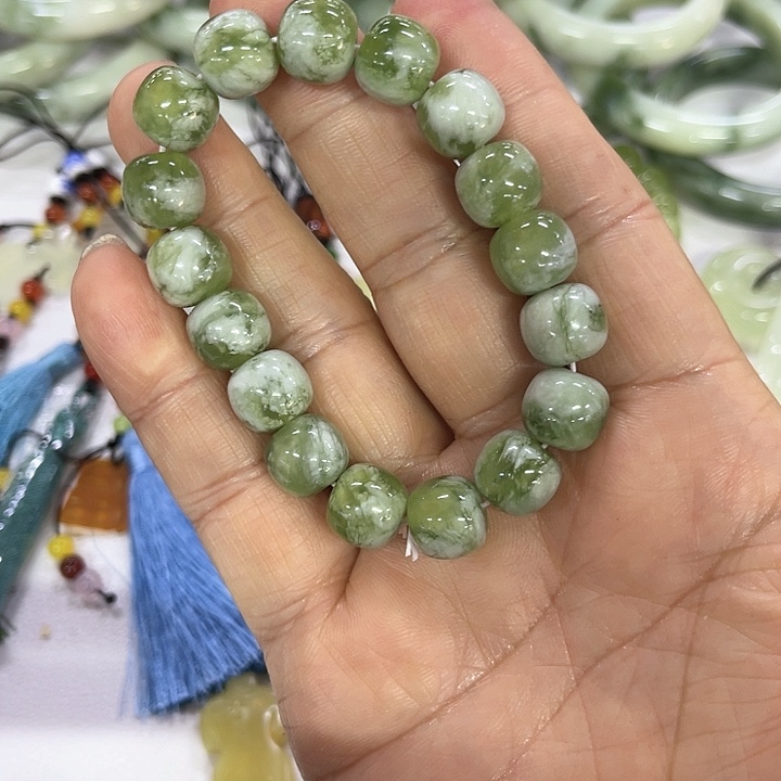 蛇纹石玉珠宝奇石合金