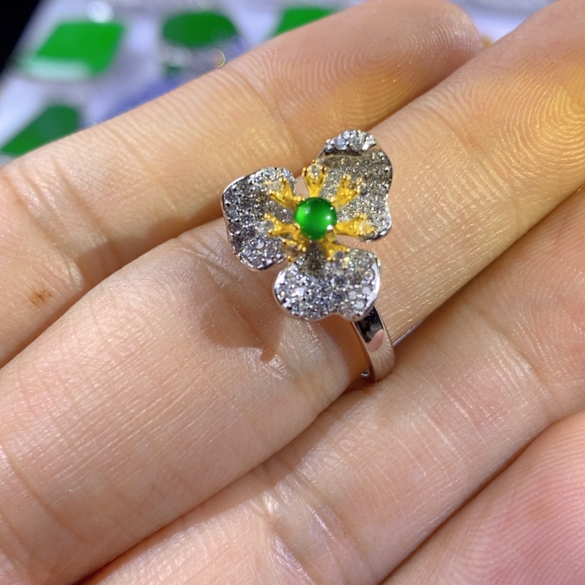 【闪购商品】翡翠挂件银S925镶嵌天然翡翠