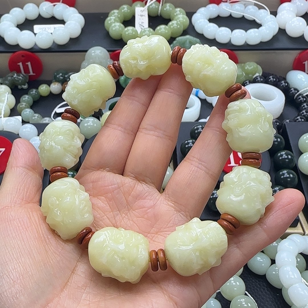 未镶嵌手链和田玉