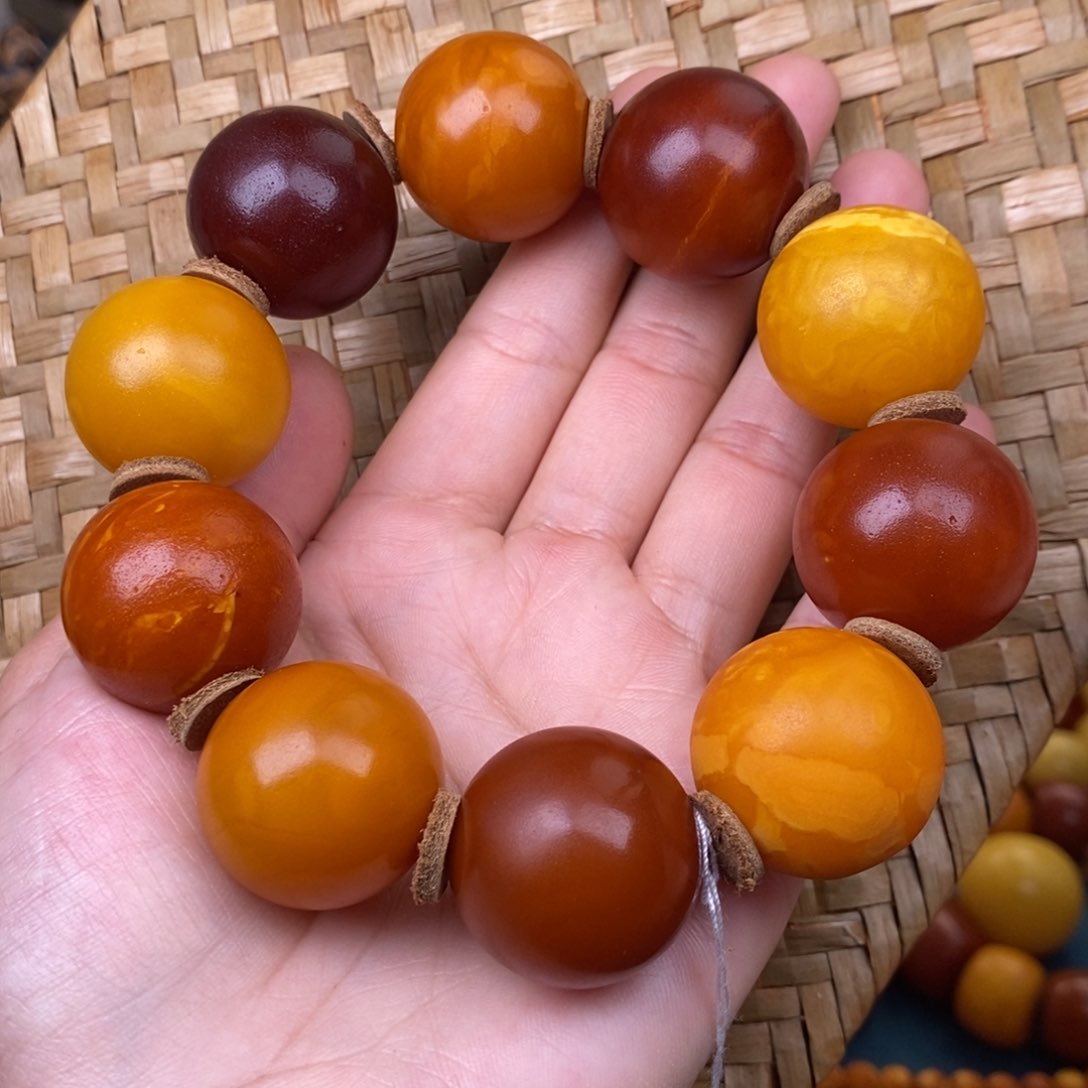 未镶嵌蜜蜡裸石蜜蜡