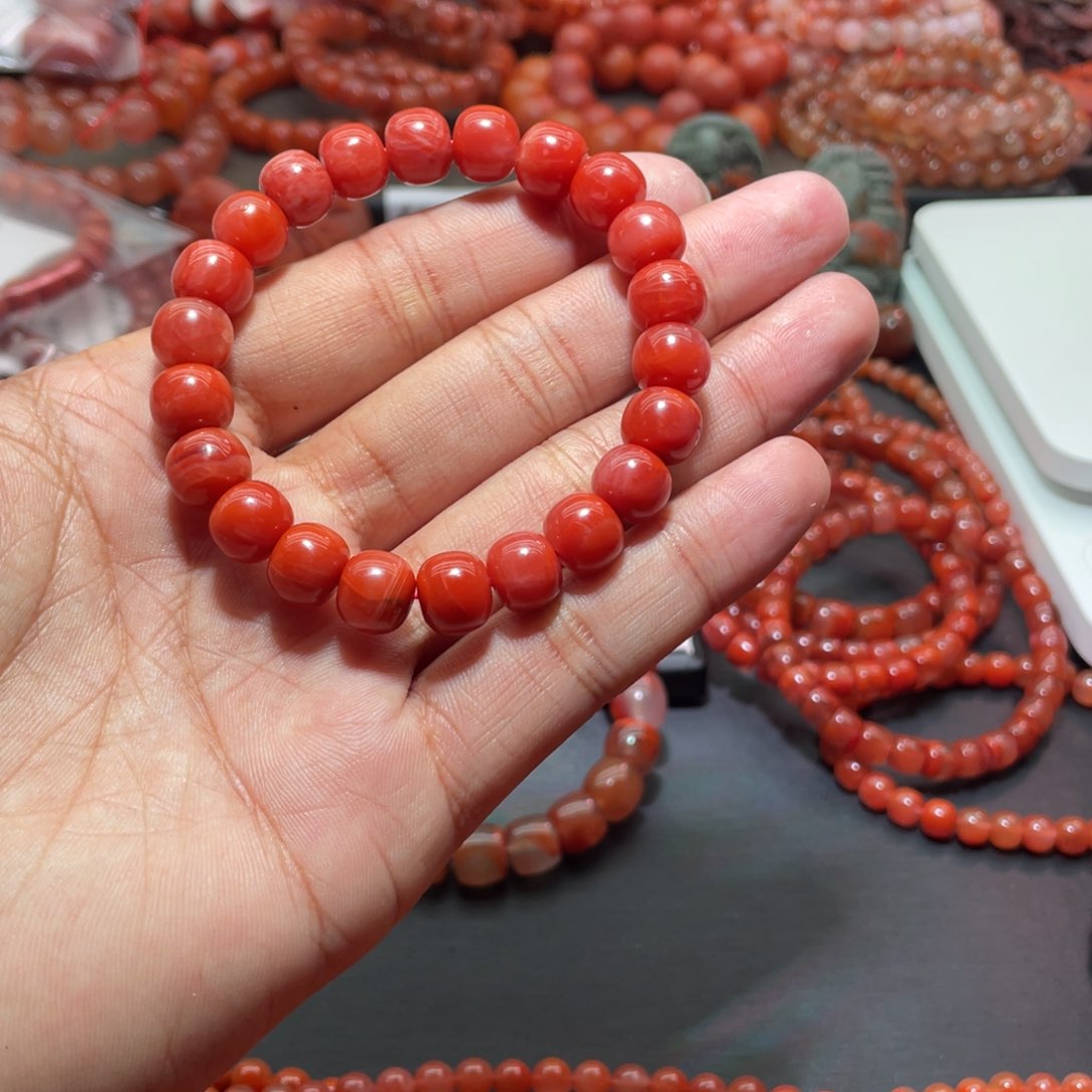 南红玛瑙手链未镶嵌