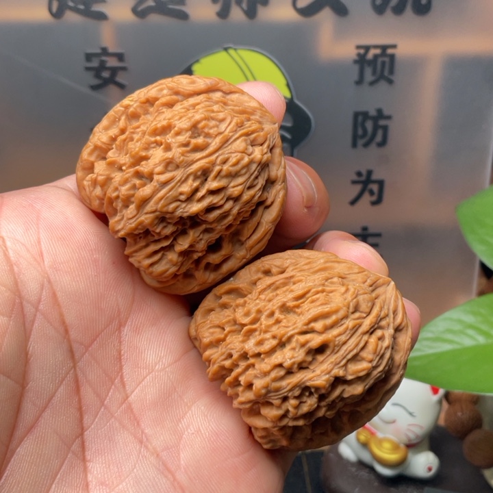 文玩核桃吊坠涿鹿南疆39全品红皮