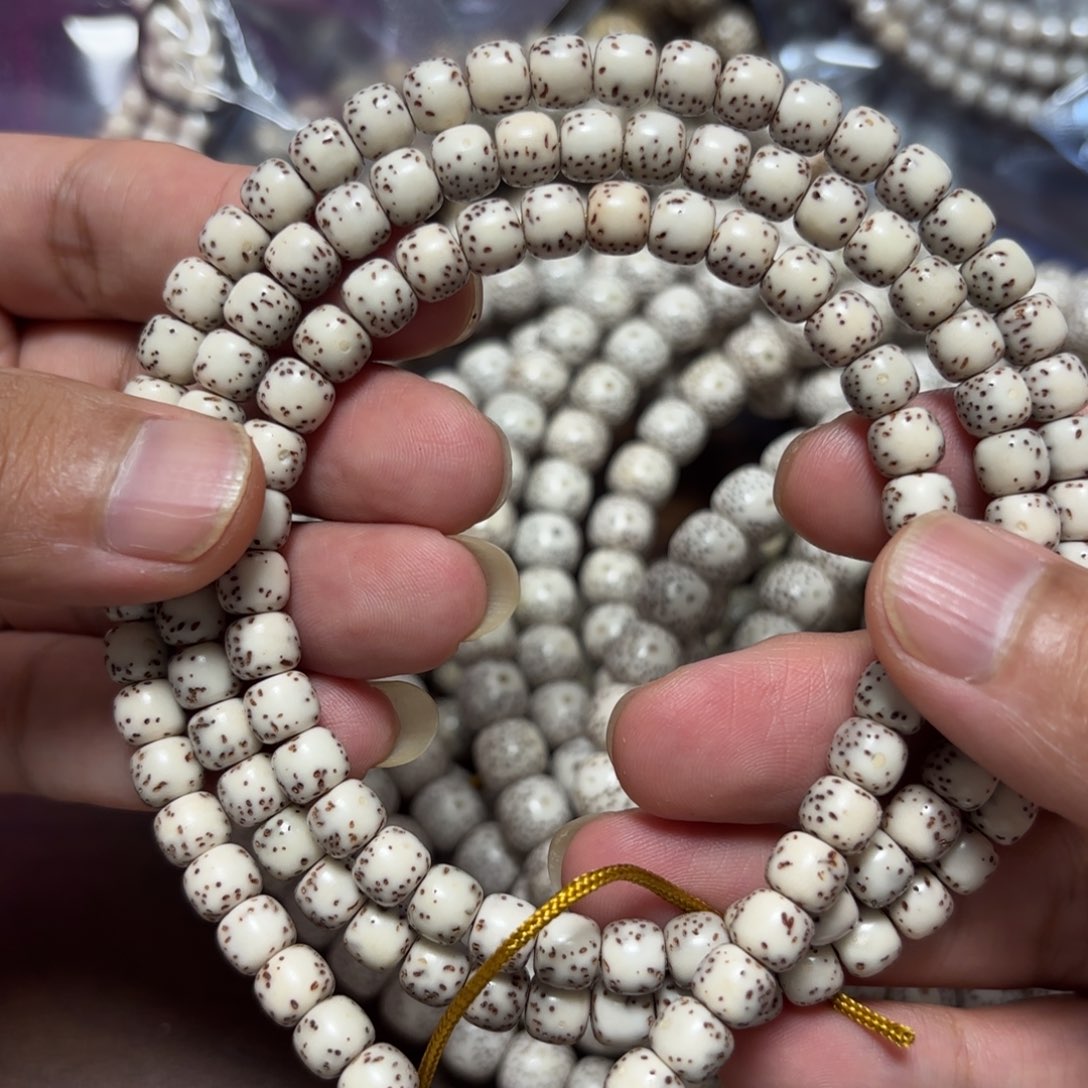 星月菩提手串星月石玉料7*6