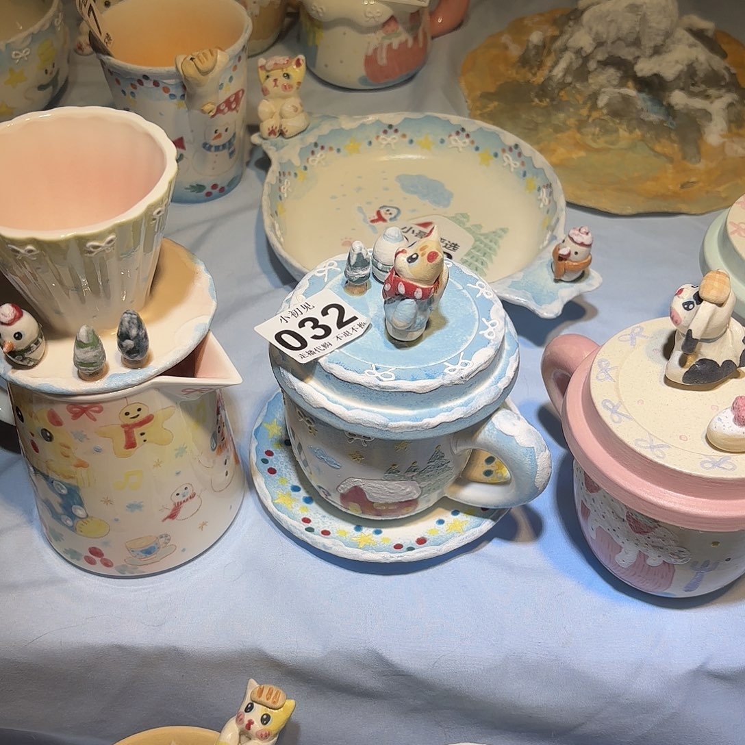 A***）补差价雪人杯一套