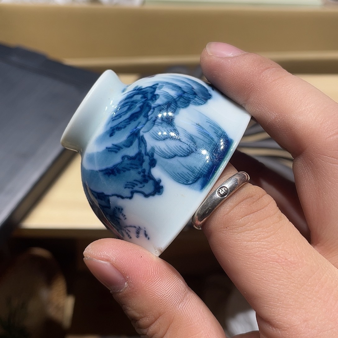 孟***君中古物品，谨慎参拍