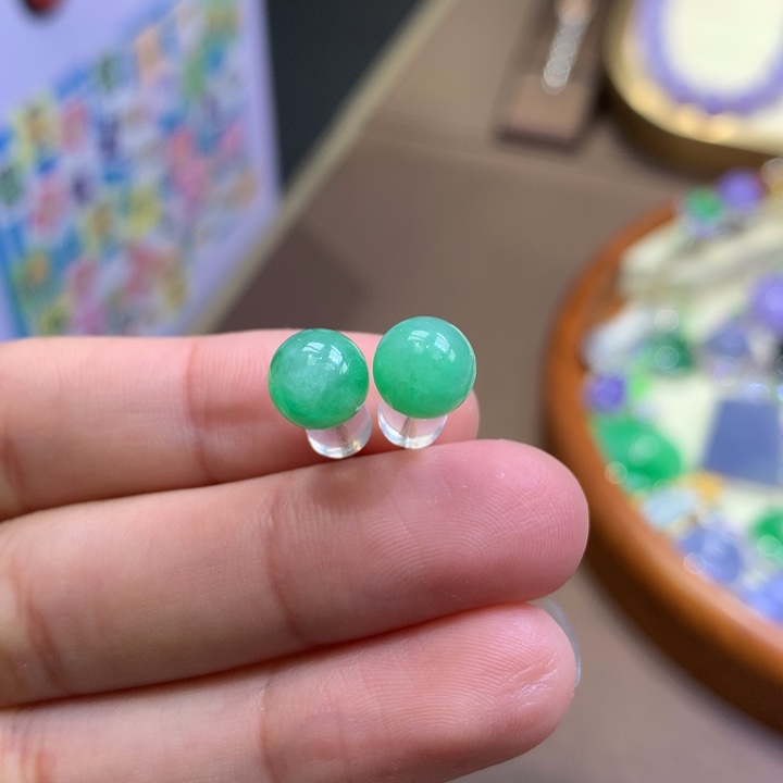 翡翠18K金镶嵌颈饰翡翠