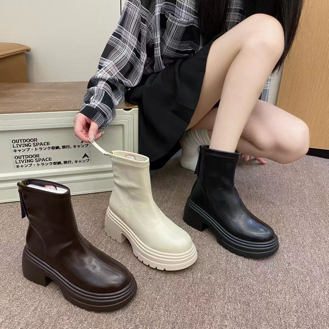 2025年秋季时尚百搭英伦风厚底圆头短筒弹力短靴6261