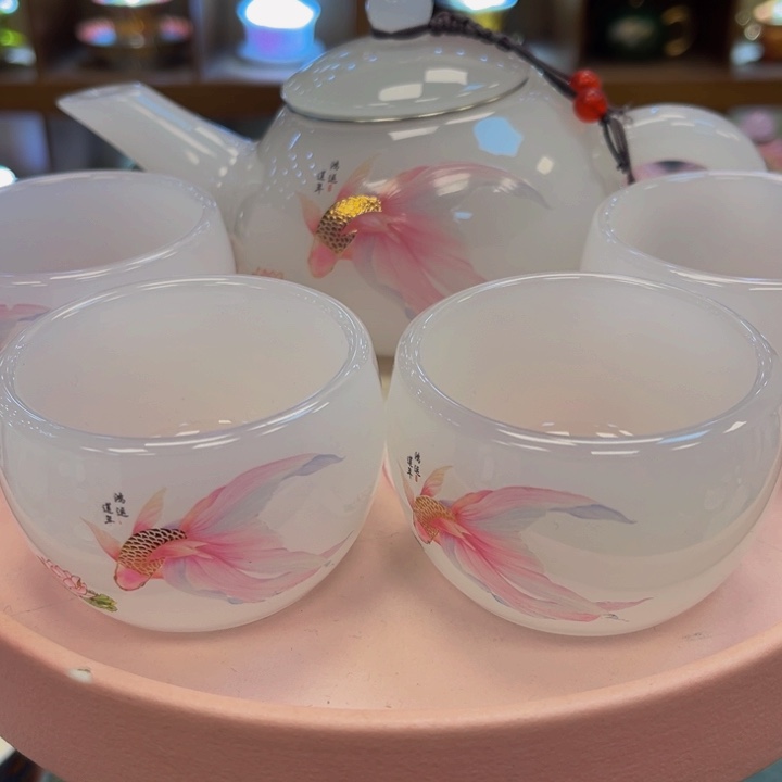 段泥茶杯啦咯小心翼翼小心翼翼又可爱