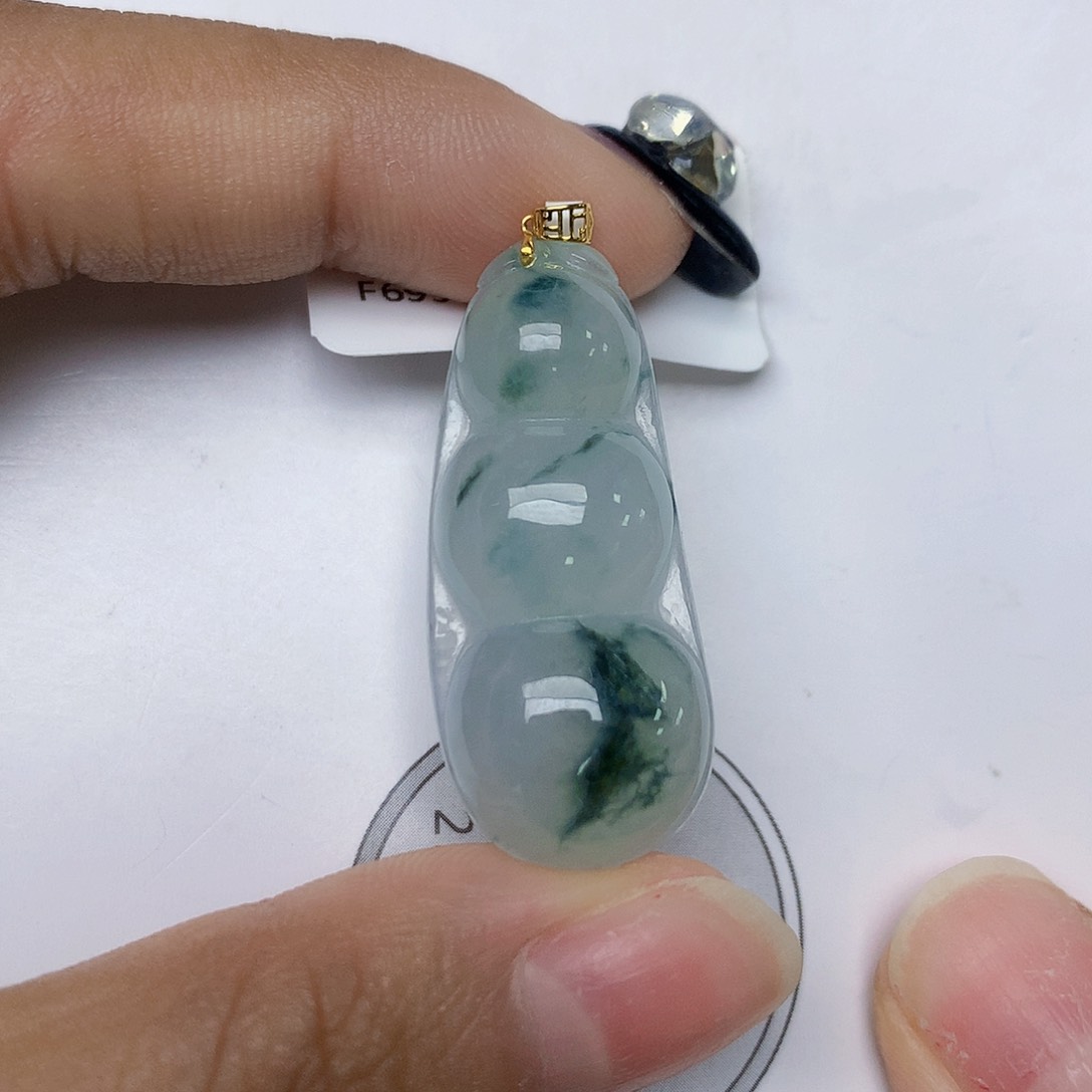 颈饰18K金镶嵌翡翠天然翡翠