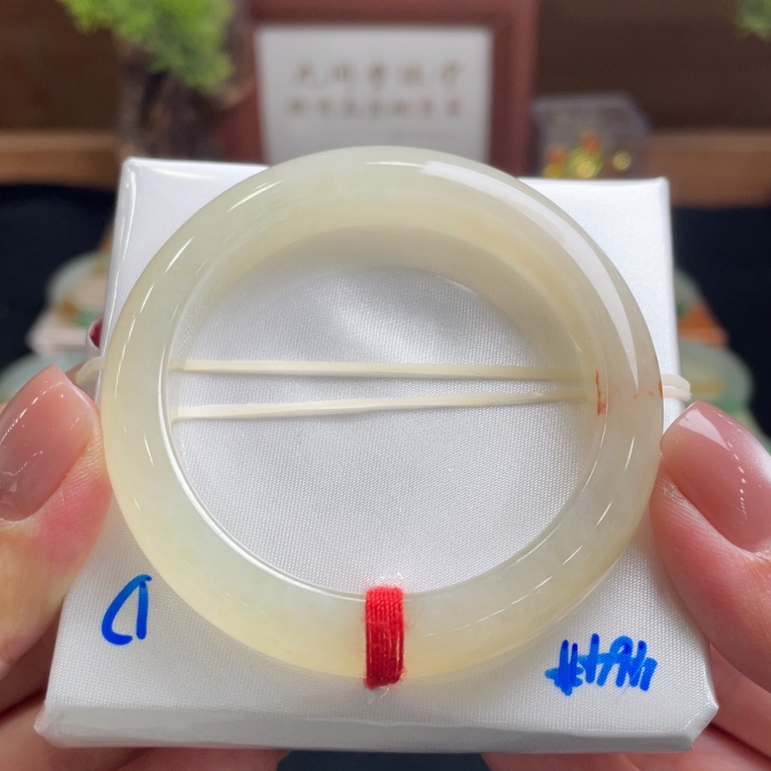 翡翠手镯未镶嵌翡翠51.2正圈