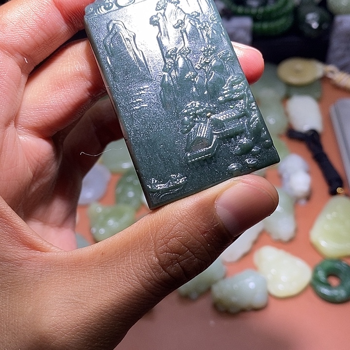 和田玉未镶嵌颈饰