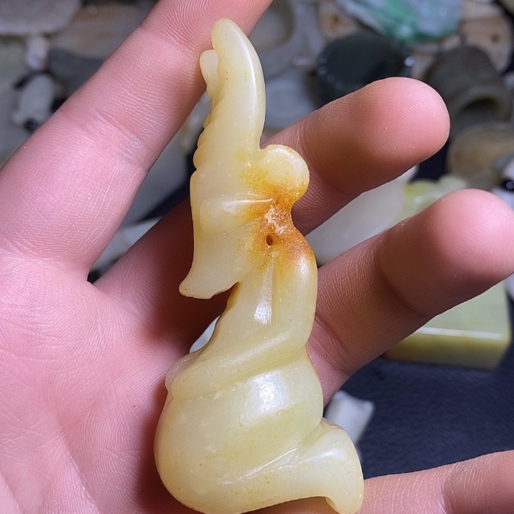 和田玉（糖玉）未镶嵌颈饰