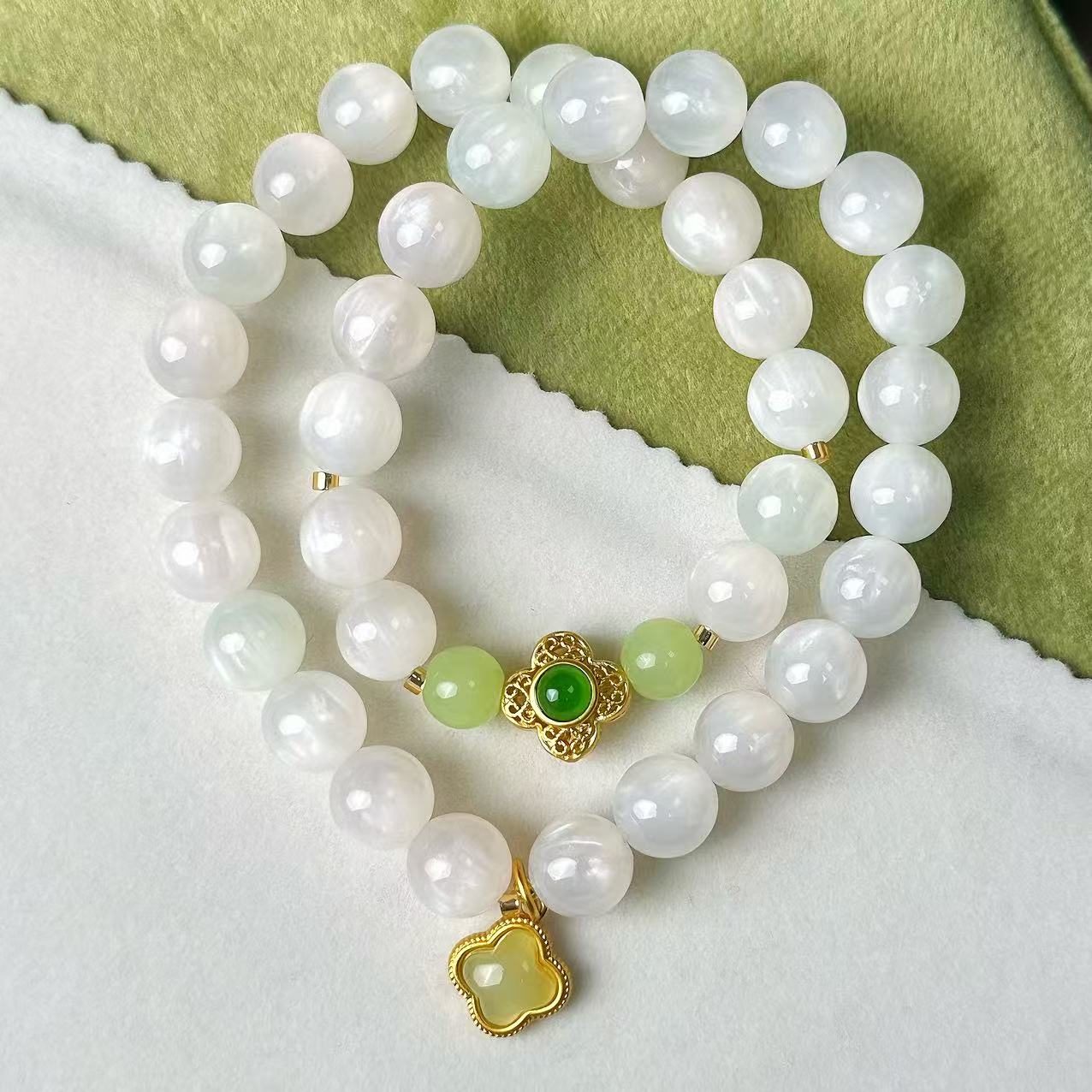 新款双圈四叶草 室内是白色室外遇阳光下变七彩手串无礼盒—-2285