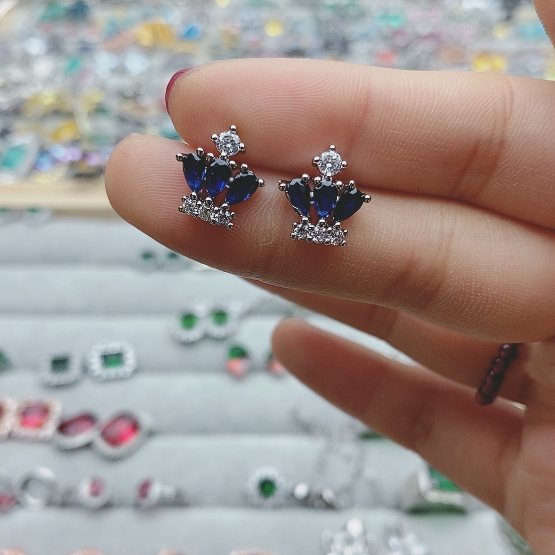 【闪购商品】托帕石耳饰银S925镶嵌