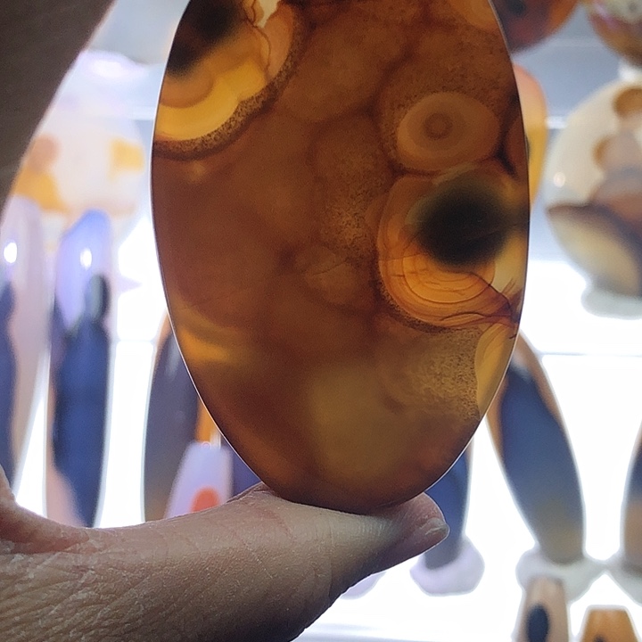 查罗石未镶嵌珠宝半成品100霞