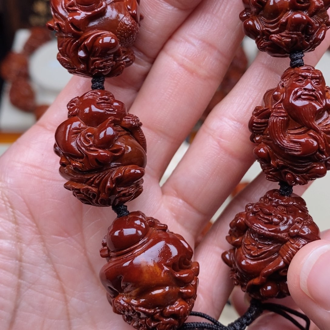 橄榄核吊坠張*德八仙，