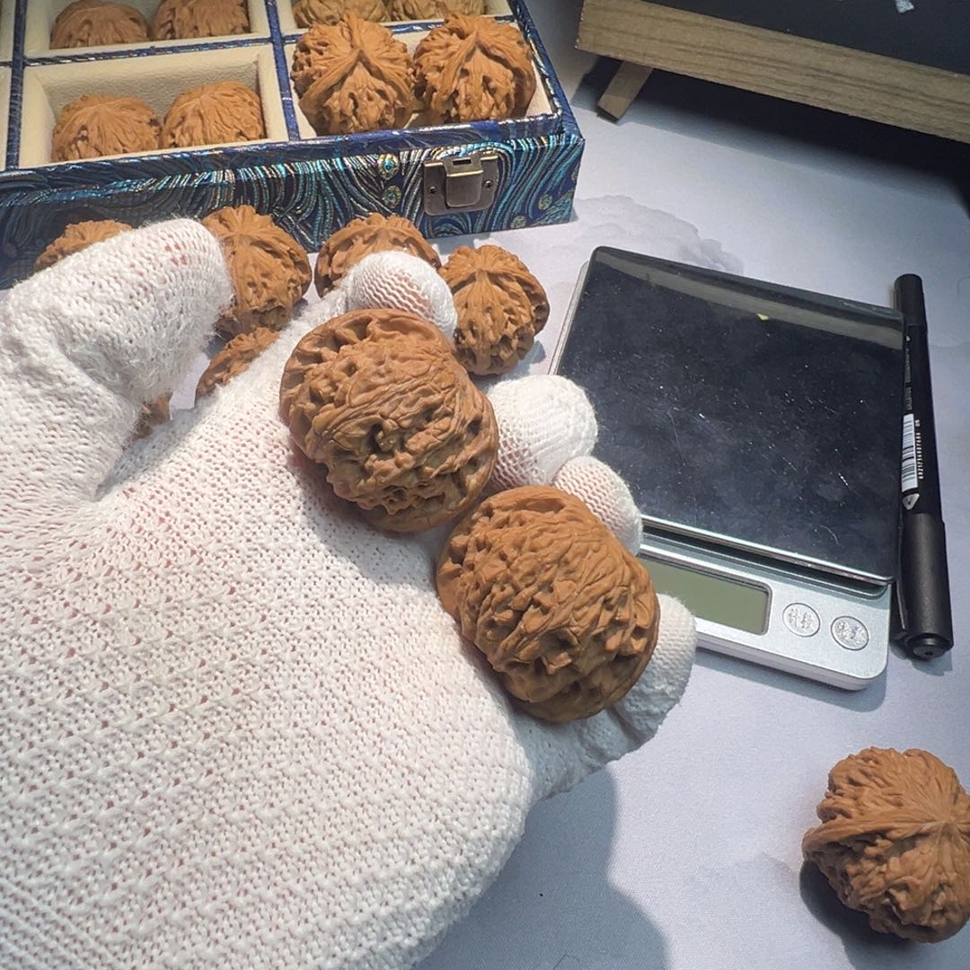 吊坠文玩核桃山地闷尖磨盘42