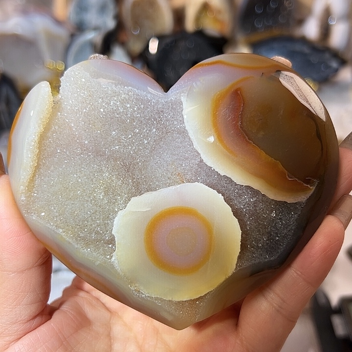 玛瑙/玉髓无未镶嵌大红心