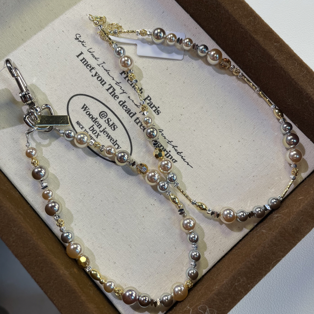 6792咖色系原创手机链