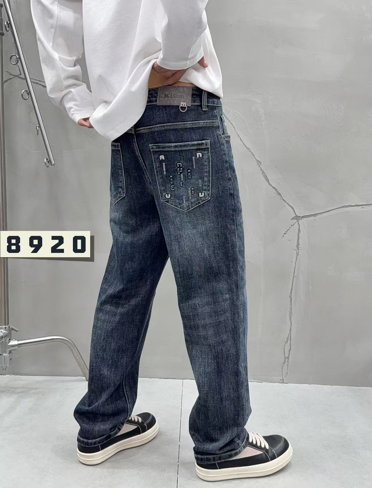 复古牛仔裤裤子微弹力口袋时尚男款牛仔裤潮宽松直筒男款秋季款