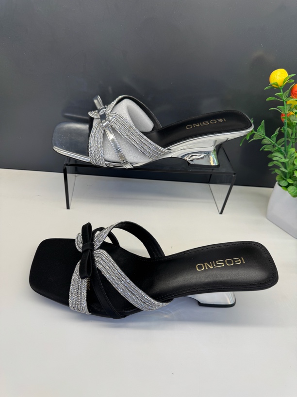 夏季佰家348515961耐磨蝴蝶结异型跟水钻一字拖