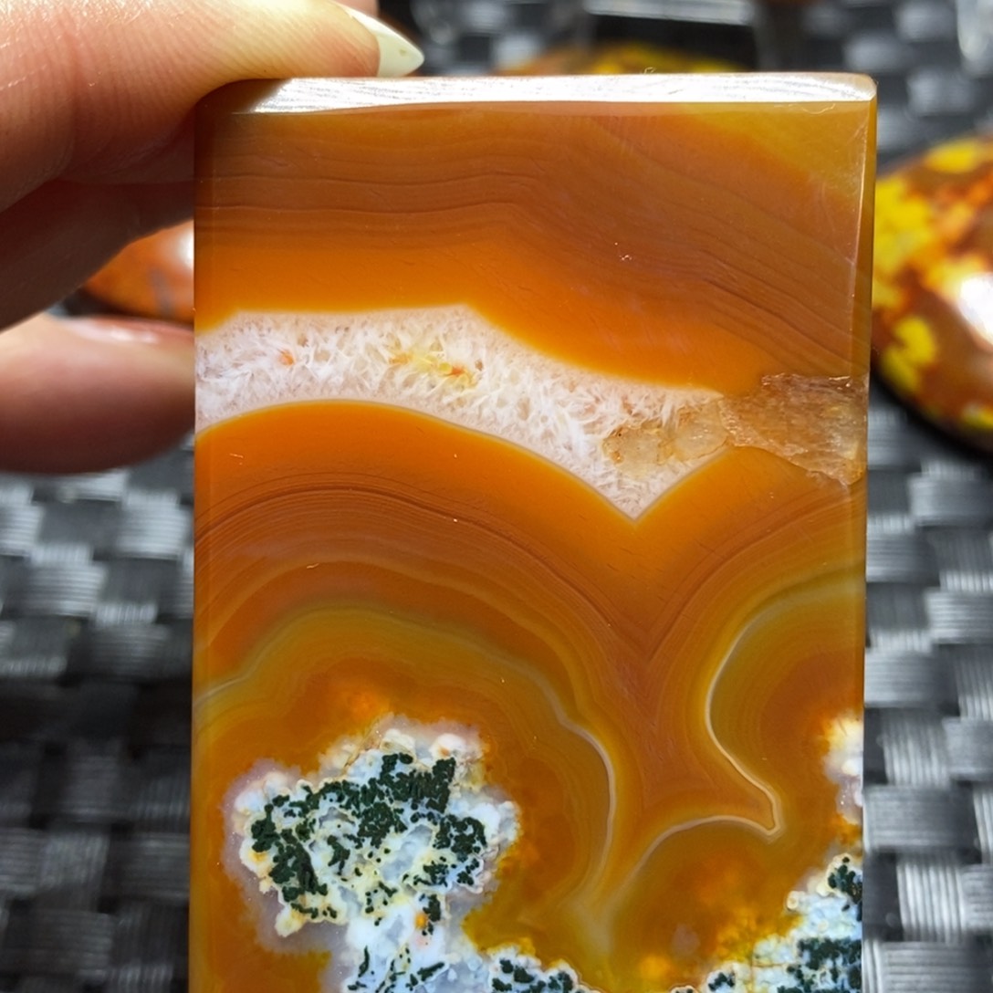 玛瑙/玉髓挂件未镶嵌