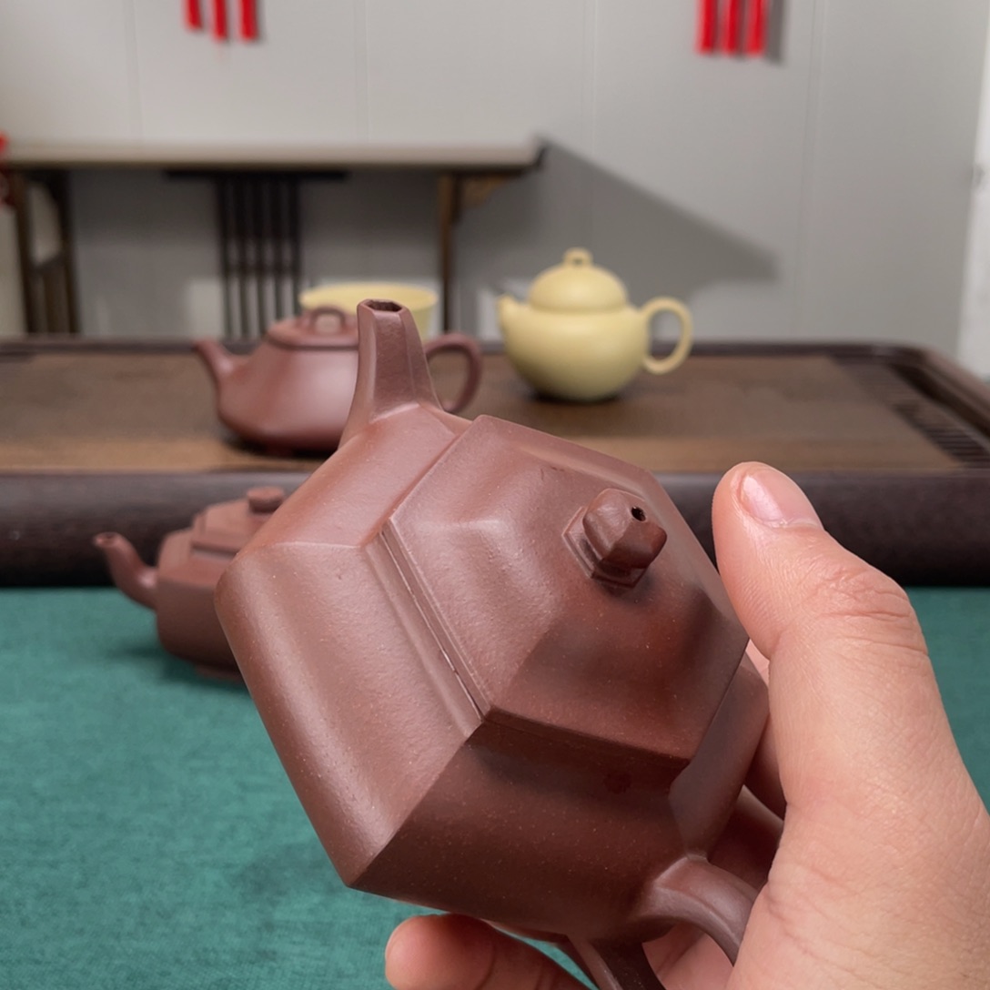 *️***宜兴紫砂艺术学院美术