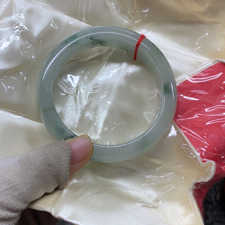 生***动琉璃手工艺品他乡是个很大一部分原因是