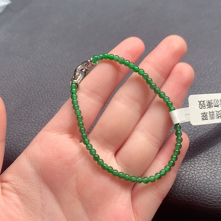 翡翠手链未镶嵌翡翠