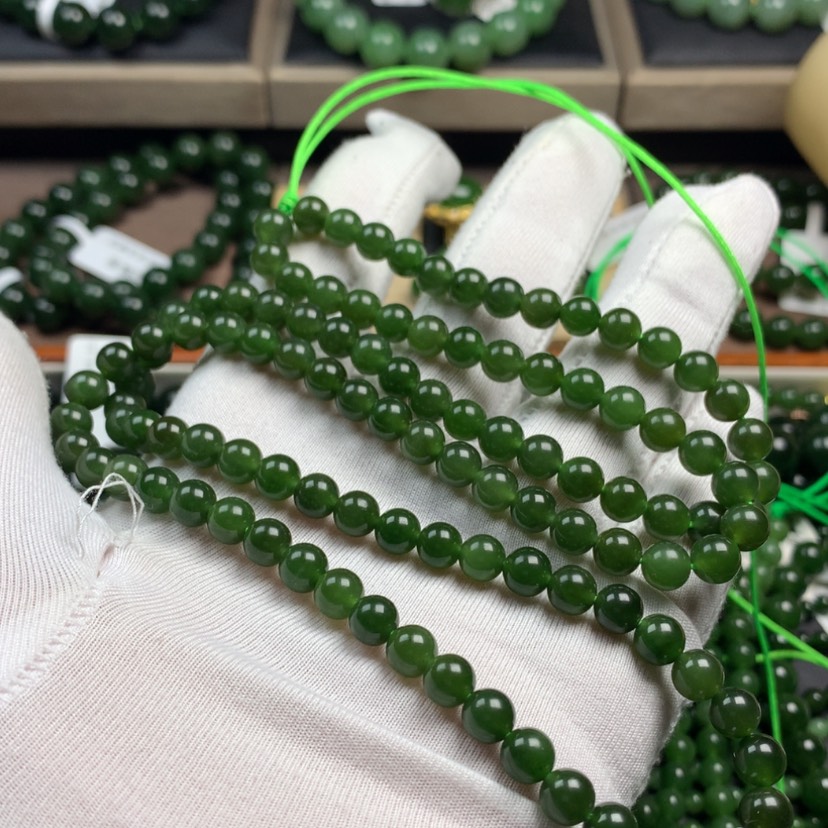 【闪购商品】和田玉（碧玉）颈饰未镶嵌刘*彦6m m