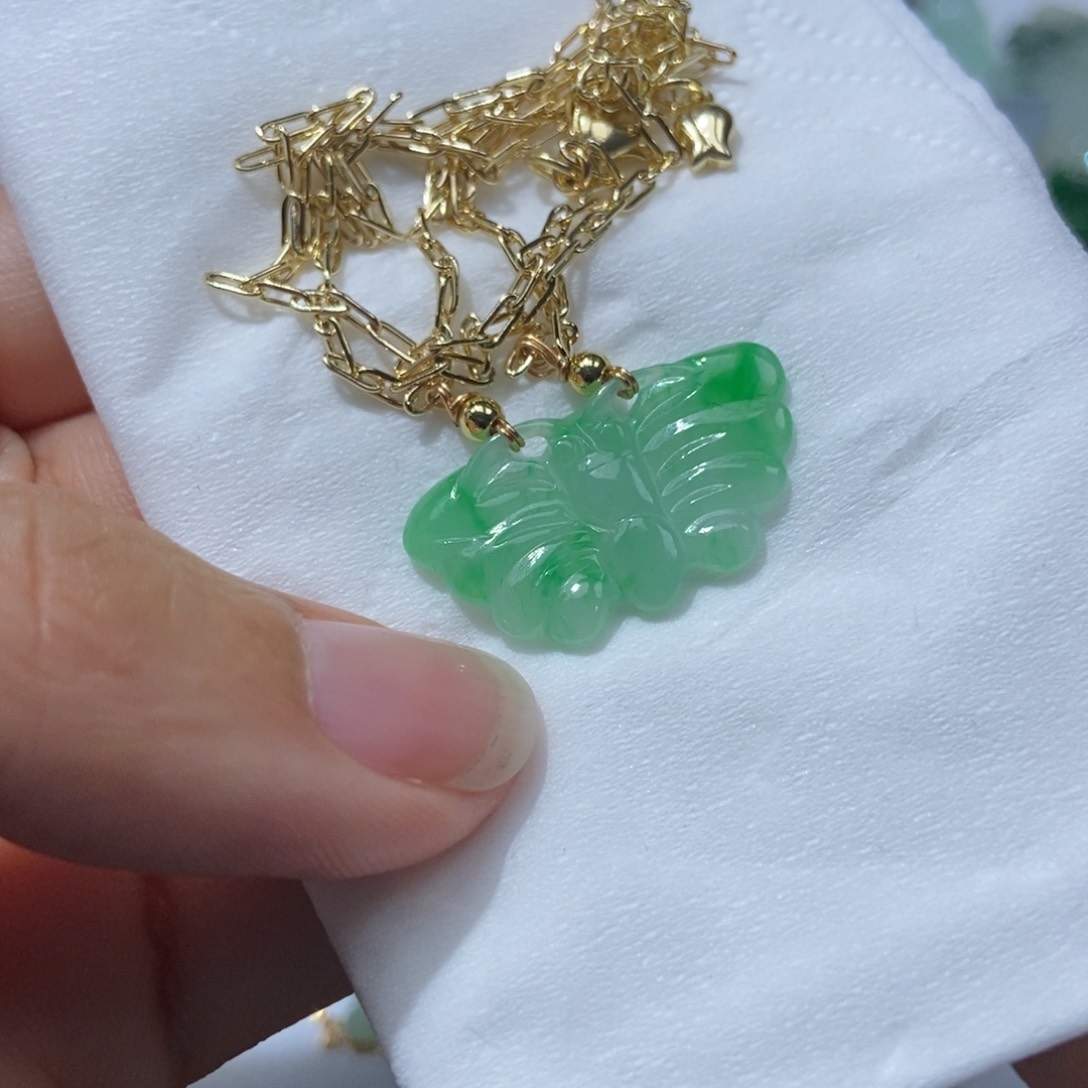 翡翠颈饰未镶嵌翡翠